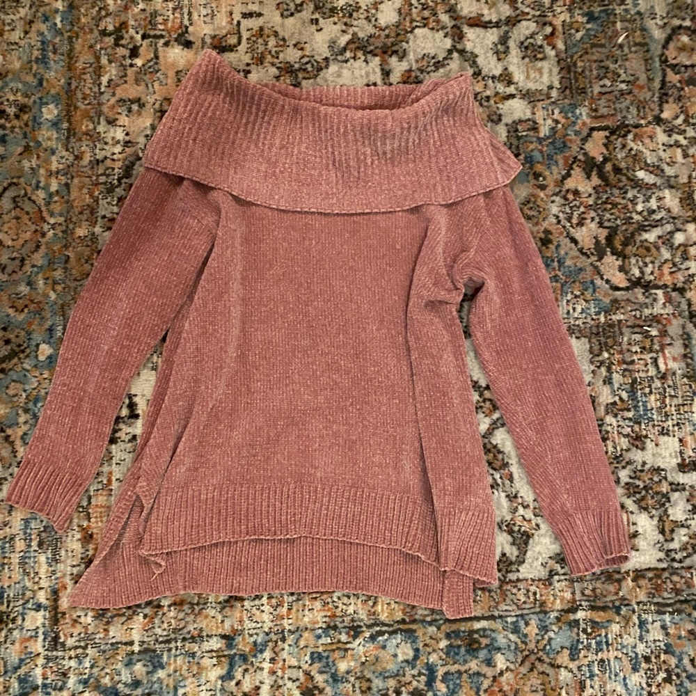 Blush pink sweater. Size medium.